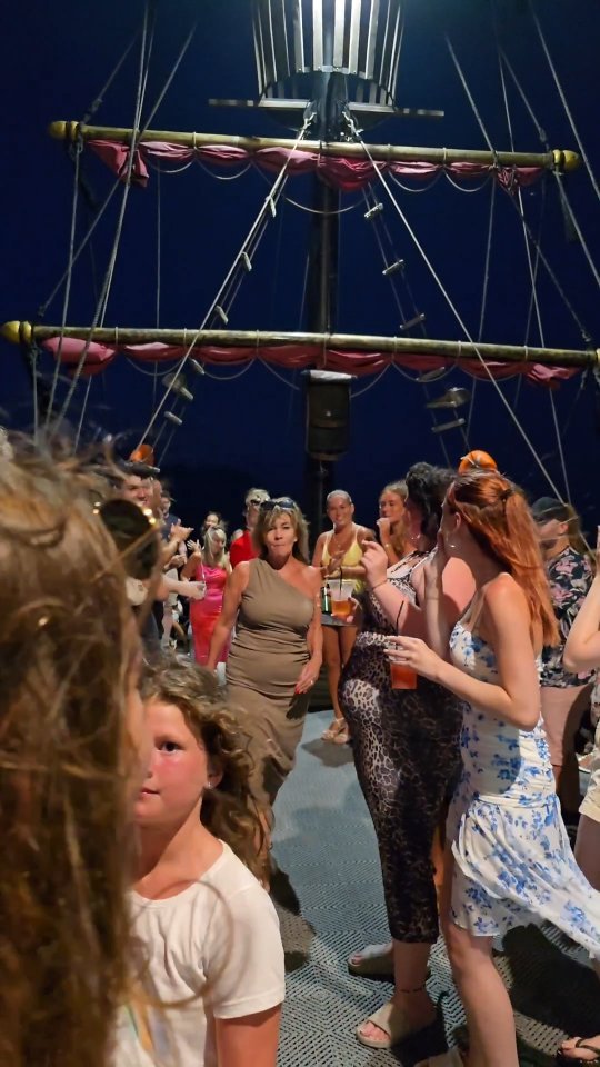 Sunset cruise from Kardamena. and we don't miss the chance to celebrate our customers' birthdays. 

Enjoy us for an unforgettable experience 🌅